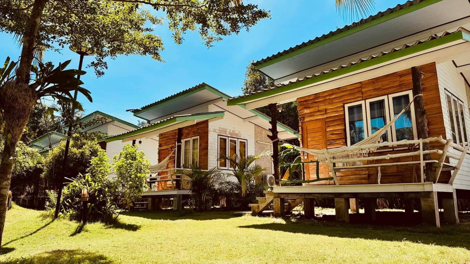 Suan Maprao Ko Kut Resort Bagian luar foto